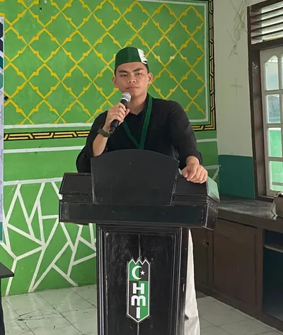 KEBENARAN DAN KEADILAN: KASUS PENGEROYOKAN DAN INSIDEN HMI TAK TERPISAH