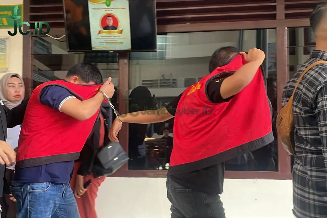 Ada Apa di Kejagung? Tuntutan 2 Kurir 58 Kg Sabu di Jambi Ditunda Lagi!