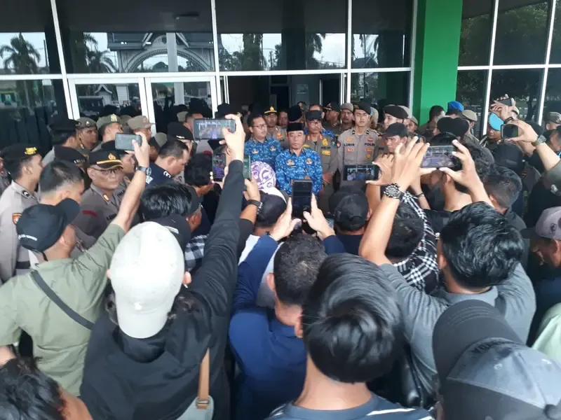 Sambut Demo PT JDR, Sekwan Muhammad Ali Tegaskan DPRD Batang Hari Berpihak ke Warga