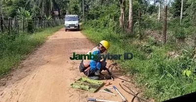 Kabel PLN di Muaro Jambi Digerogoti Maling, Warga Pergoki 3 Pelaku Kabur