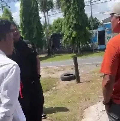 Mafia Rokok Ilegal Kerahkan Preman Bungkam Demo di Bea Cukai Jambi, Polisi Diduga Tutup Mata!